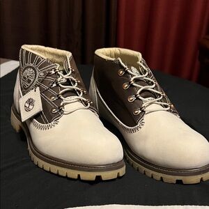 Timberland White and Brown Lace-Up Shoes